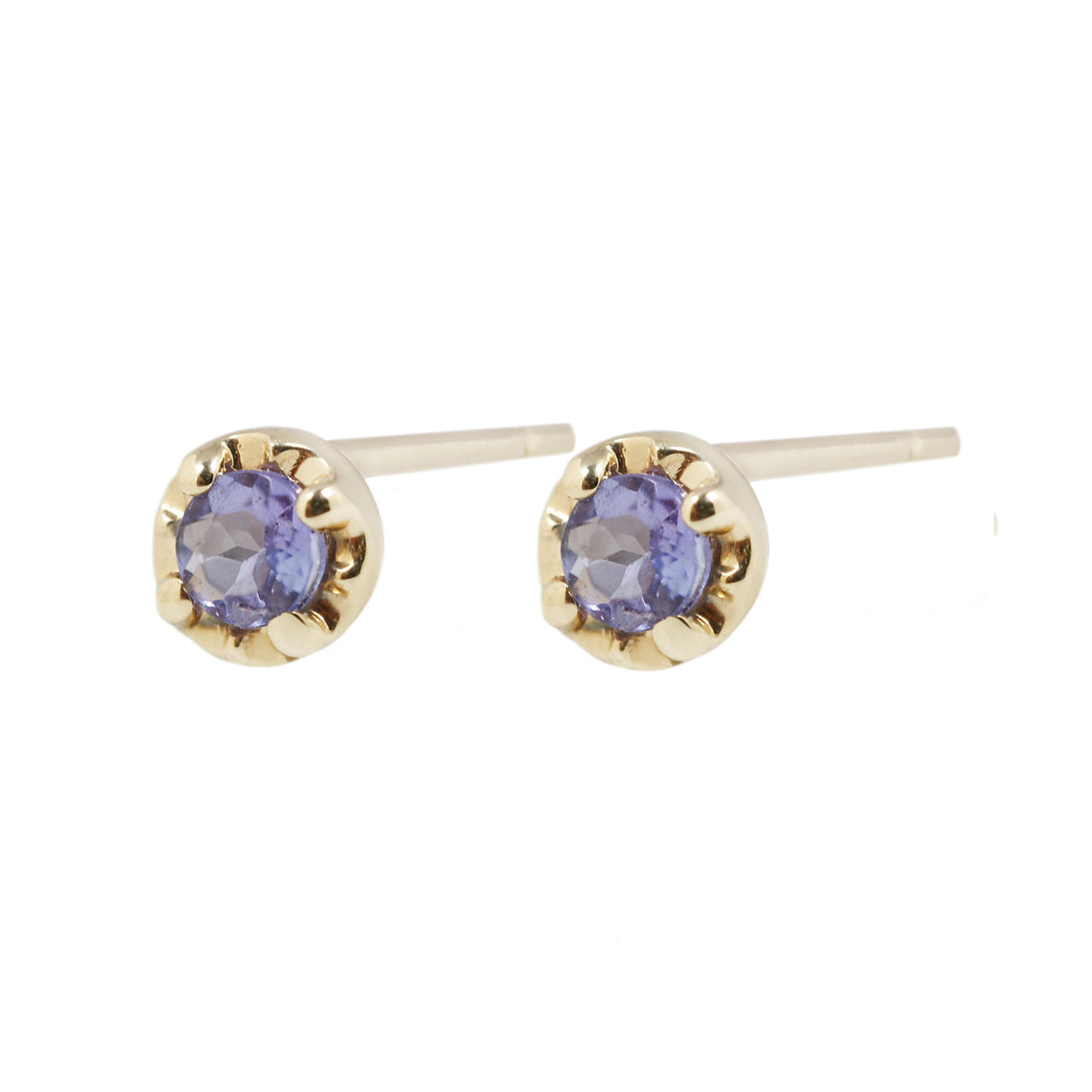 Tanzanite prong studs